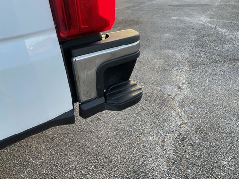 Used 2024 Ford F250 Lariat w/ FX4 Off-Road Package image 44