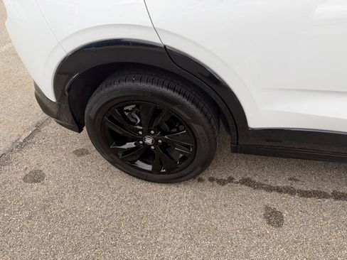 Certified 2024 Buick Encore GX Sport Touring w/ Comfort Package image 7