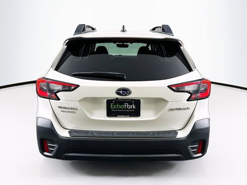 Used 2021 Subaru Outback Premium image 7