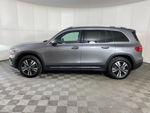 Used 2026 Mercedes-Benz GLB 250 4MATIC image 2