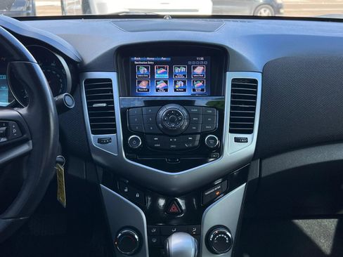 Used 2013 Chevrolet Cruze Eco w/ Enhanced Safety Package image 19