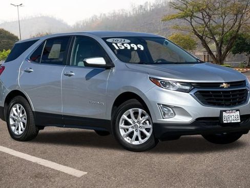 Used 2021 Chevrolet Equinox LT w/ LPO, Cargo Package AWD/4WD image 2