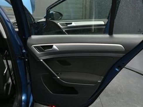 Used 2016 Volkswagen Golf S FWD image 14