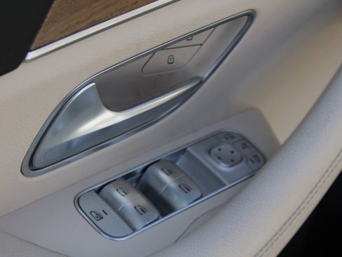 Certified 2024 Mercedes-Benz GLE 350 4MATIC image 14