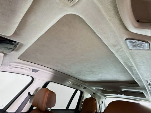 Certified 2024 BMW ALPINA XB7 image 23