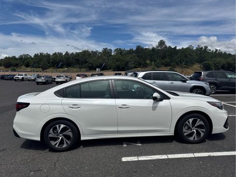 Used 2025 Subaru Legacy Premium AWD/4WD image 4