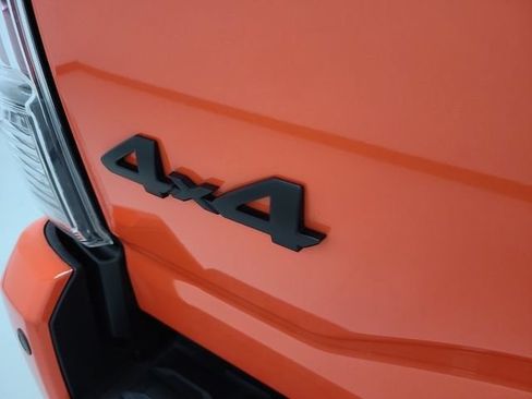 Used 2023 Toyota Tacoma TRD Pro AWD/4WD image 9