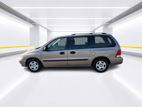 Used 2004 Ford Freestar SE FWD image 7