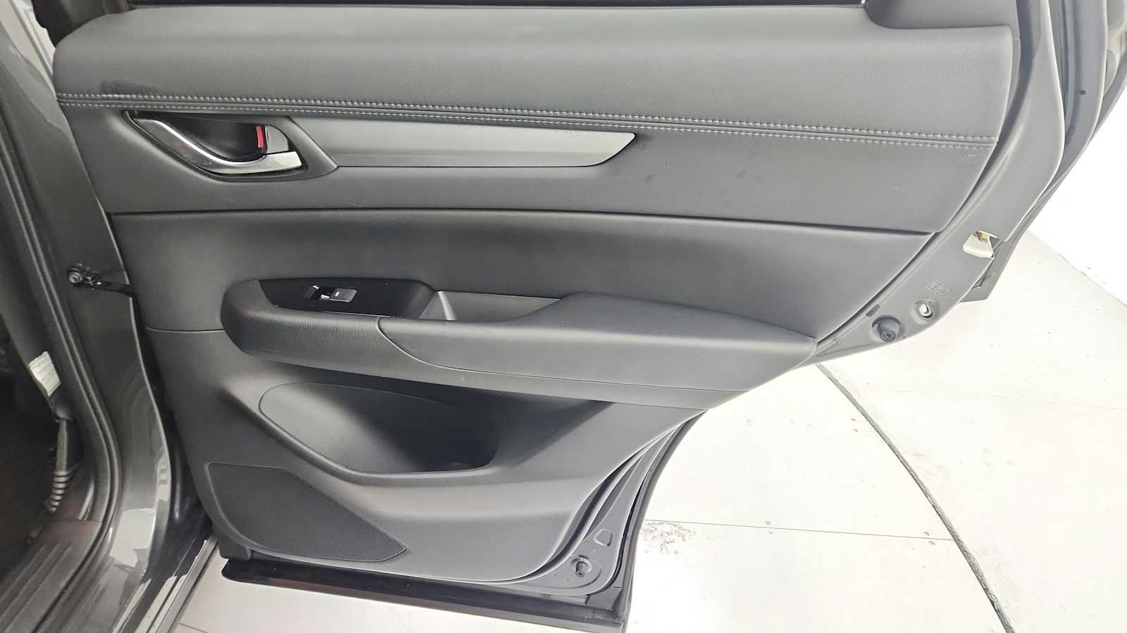 Used 2020 MAZDA CX-5 Touring FWD image 27