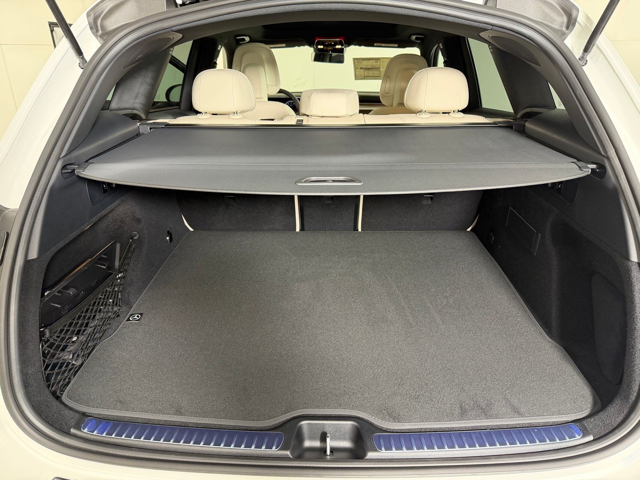 Used 2026 Mercedes-Benz GLC 300 4MATIC image 31