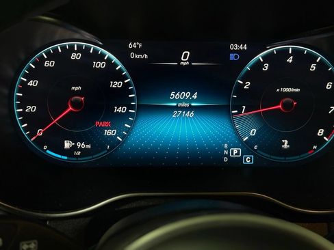 Used 2021 Mercedes-Benz GLC 300 4MATIC image 13