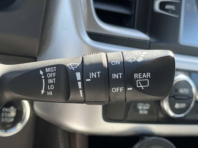 Used 2018 Toyota Highlander XLE AWD/4WD image 45