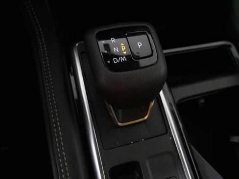 Used 2023 Nissan Pathfinder Platinum image 25