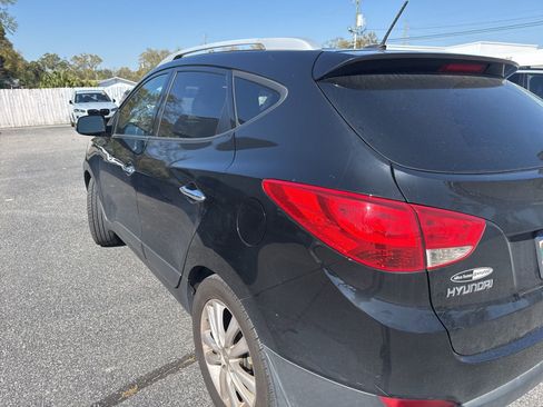 Used 2013 Hyundai Tucson Limited image 5