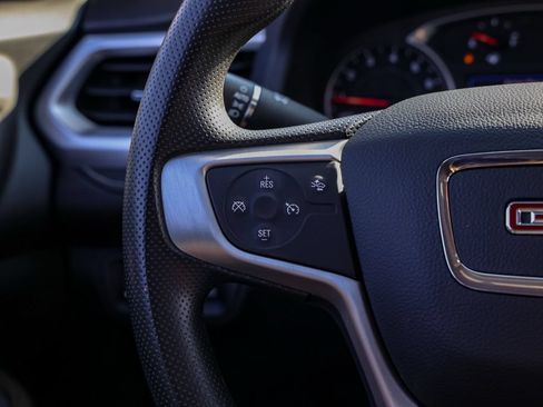 Used 2022 GMC Acadia SLE AWD/4WD image 26