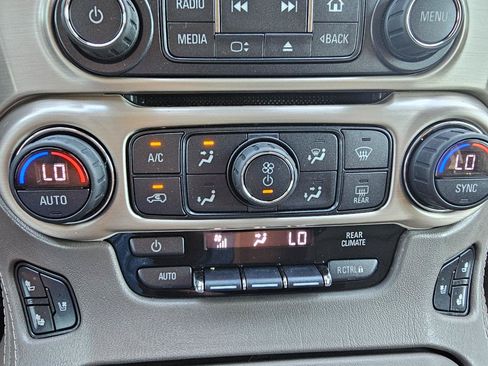 Used 2017 GMC Yukon Denali w/ Open Road Package AWD/4WD image 55