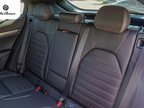 New 2025 Alfa Romeo Stelvio Sprint AWD/4WD image 26