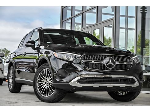 Certified 2026 Mercedes-Benz GLC 300 4MATIC image 1