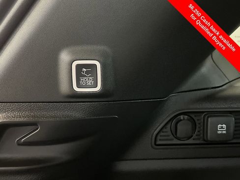 New 2025 Jeep Grand Cherokee Limited w/ Luxury Tech Group II image 28