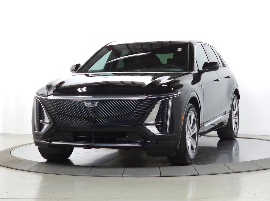 Certified 2024 Cadillac Lyriq Tech AWD/4WD image 1