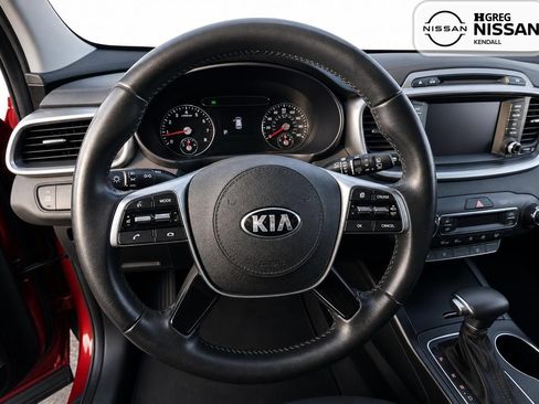Used 2019 Kia Sorento AWD w/ LX Convenience Package image 9