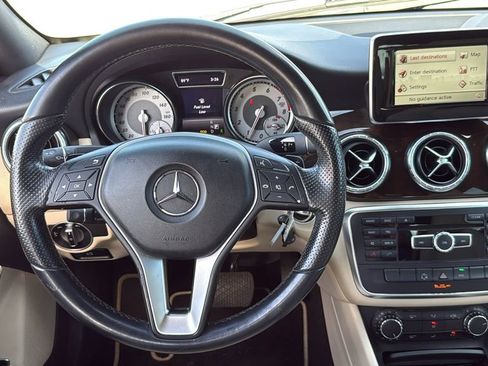 Used 2014 Mercedes-Benz CLA 250 image 20