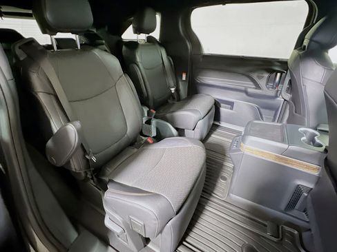 Certified 2025 Toyota Sienna Platinum AWD/4WD image 26