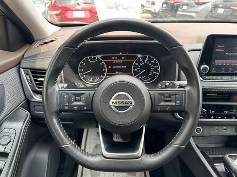 Used 2021 Nissan Rogue S AWD/4WD image 16