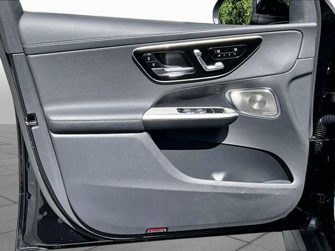 Certified 2024 Mercedes-Benz GLC 300 image 21