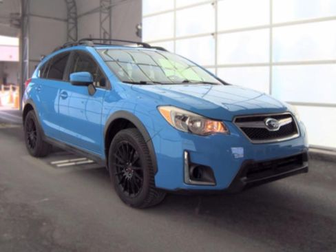 Used 2016 Subaru Crosstrek 2.0i Premium w/ 17" Wheel Sport Package AWD/4WD image 2