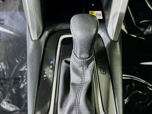 Used 2023 Toyota Corolla Cross LE image 21