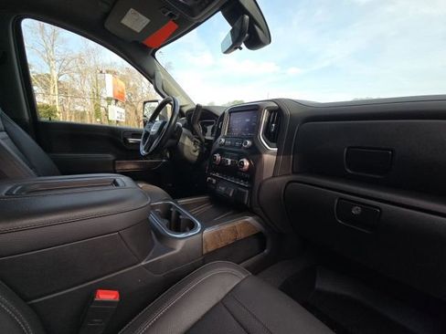 Used 2021 GMC Sierra 3500 Denali w/ Denali Ultimate Package image 22
