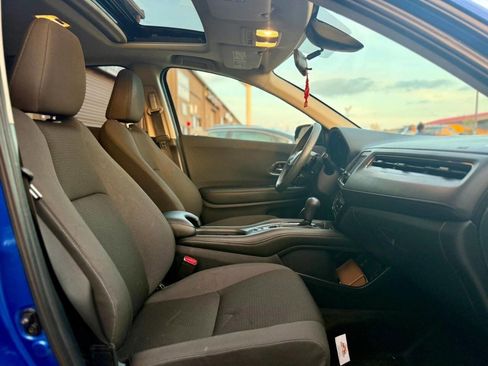 Used 2022 Honda HR-V EX image 13