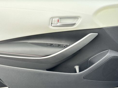 Used 2024 Toyota Corolla SE image 16