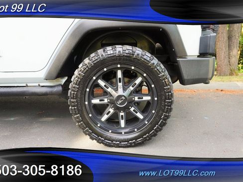 Used 2015 Jeep Wrangler Unlimited Sport w/ Quick Order Package 24S AWD/4WD image 4