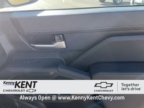 Used 2024 Toyota Tacoma TRD Off-Road image 19