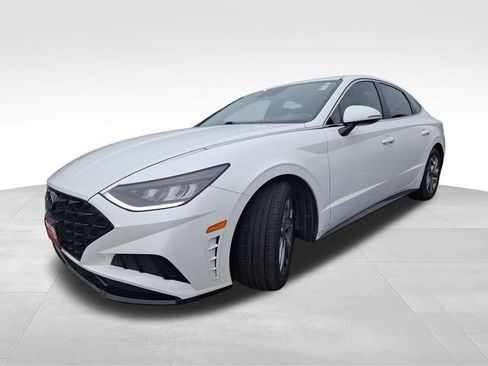 Used 2023 Hyundai Sonata SEL FWD image 3