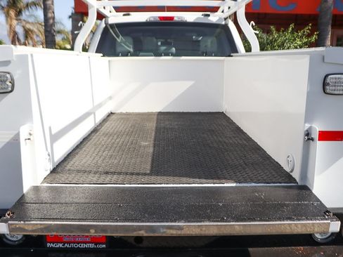 Used 2020 Ford F250 XL w/ Power Equipment Group AWD/4WD image 9