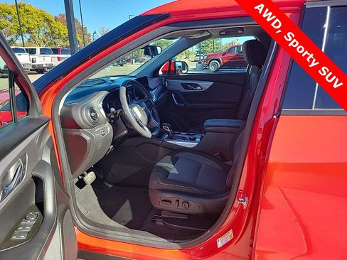 Used 2023 Chevrolet Blazer LT image 10