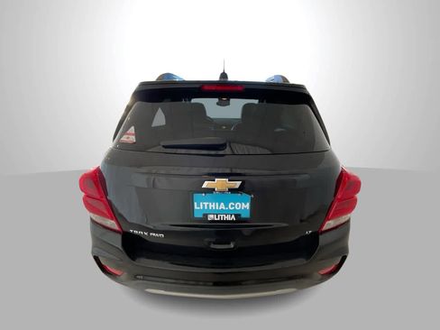 Used 2019 Chevrolet Trax LT w/ LT Convenience Package image 7