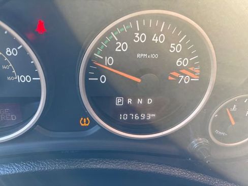 Used 2016 Jeep Wrangler Unlimited Sahara image 13