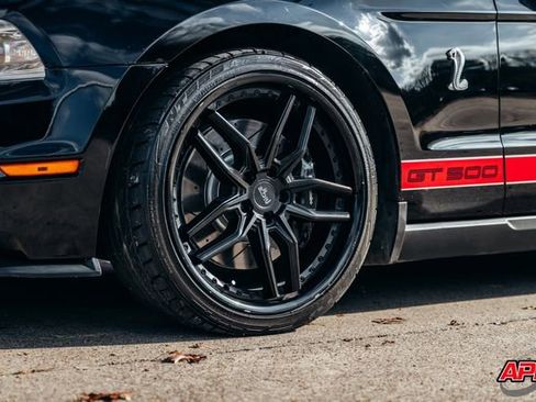 Used 2011 Ford Mustang Shelby GT500 w/ SVT Performance Pkg image 41