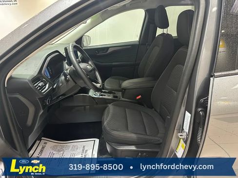 Used 2023 Ford Escape Active w/ Tech Pack #1 AWD/4WD image 6