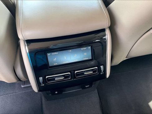 Used 2020 Lincoln Aviator Reserve w/ Elements Package Plus AWD/4WD image 31