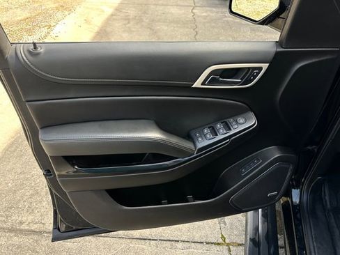 Used 2020 GMC Yukon XL Denali w/ Denali Ultimate Package image 14