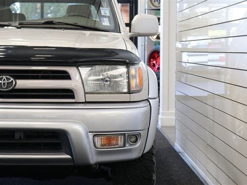 Used 2000 Toyota 4Runner Limited AWD/4WD image 54