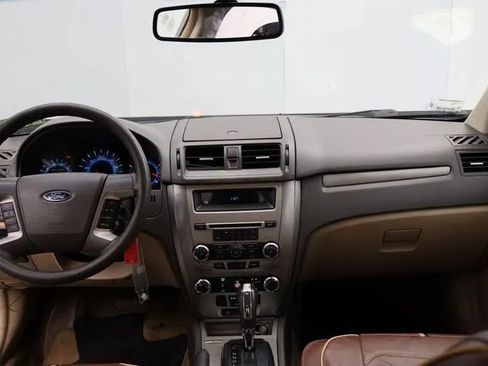 Used 2012 Ford Fusion SE FWD image 18