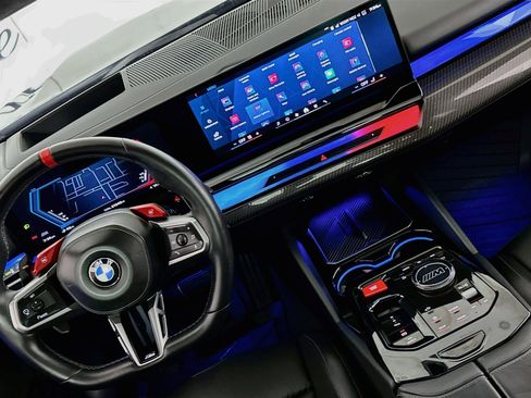 Used 2025 BMW M5 w/ Executive Package AWD/4WD image 17