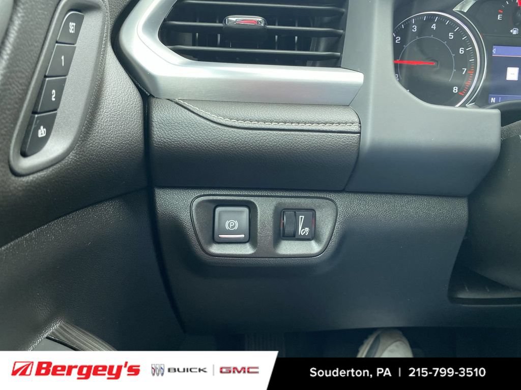Certified 2023 GMC Acadia SLT w/ Preferred Package FWD image 21