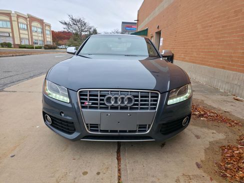 Used 2011 Audi S5 Prestige image 2